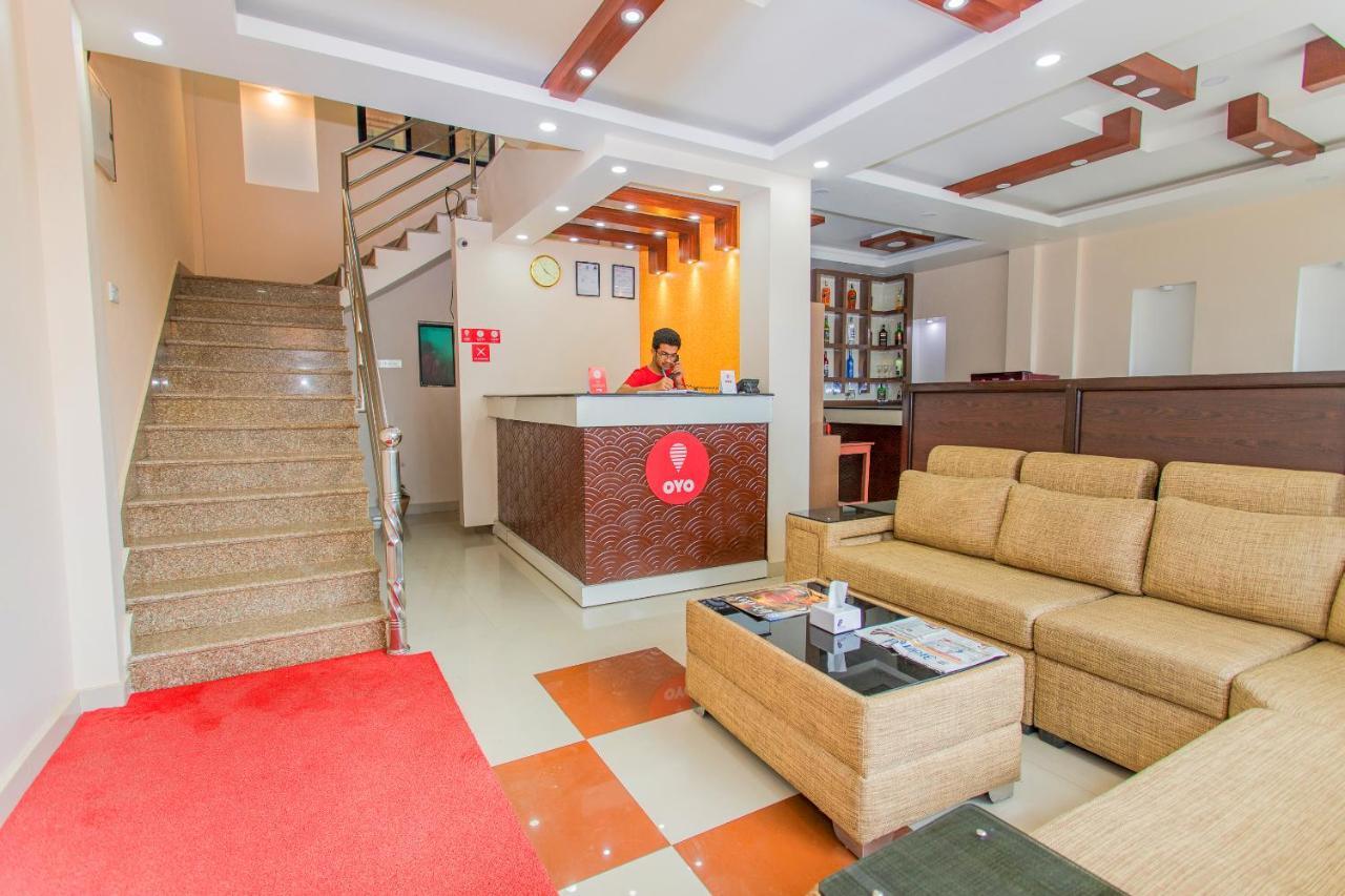 Oyo 136 Hotel Om Plaza Kathmandu Luaran gambar