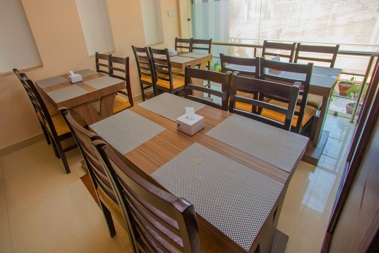 Oyo 136 Hotel Om Plaza Kathmandu Luaran gambar