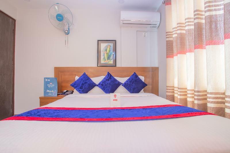 Oyo 136 Hotel Om Plaza Kathmandu Luaran gambar